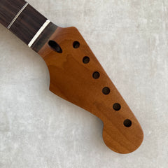 Roasted Maple / Rosewood Stratocaster neck - Nitro Satin - Headstock adjusted