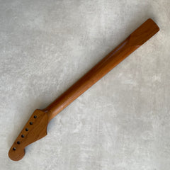 Roasted Maple / Rosewood Stratocaster neck - Nitro Satin - Headstock adjusted