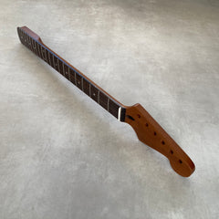 Roasted Maple / Rosewood Stratocaster neck - Nitro Satin - Headstock adjusted