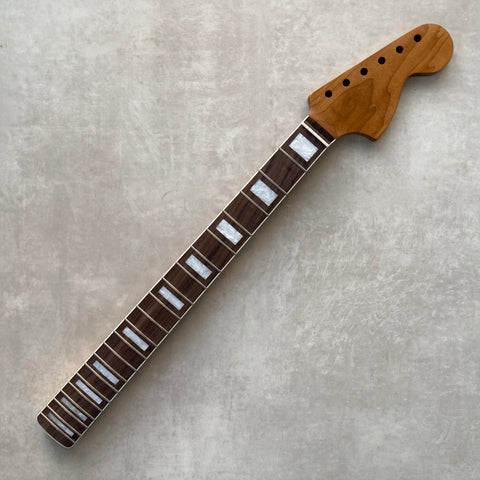 CBS-style Roasted Maple Stratocaster neck - Rosewood fretboard - Nitro Satin - Heel adjusted