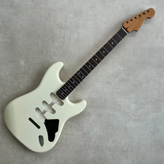 Solid Alder Stratocaster body - Nitro Satin - Vintage White - 2kg