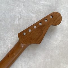 Left Hand Roasted Maple Stratocaster neck - Nitro Satin - Headstock adjusted